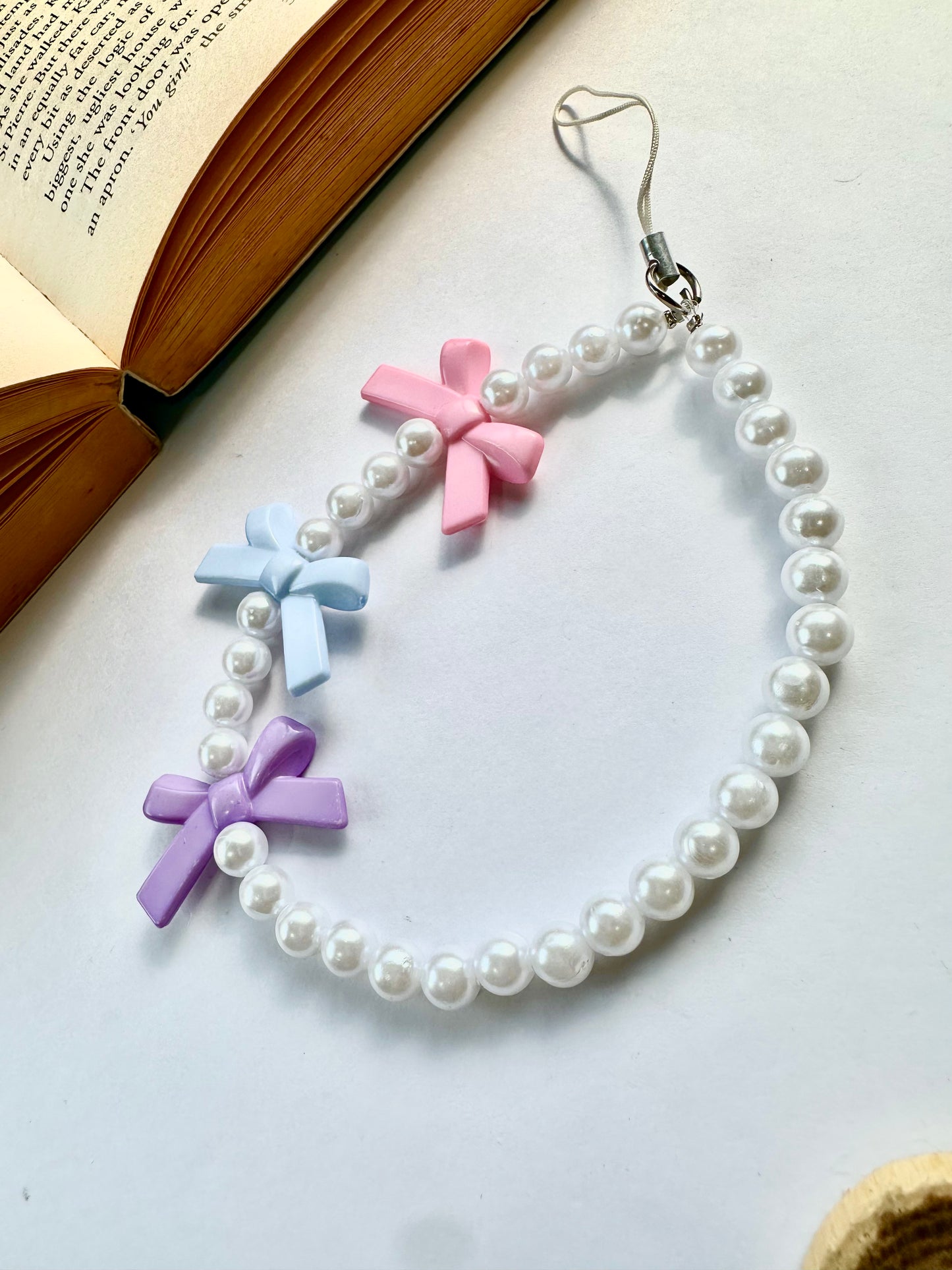 Bubblebow Phone Chain Charm