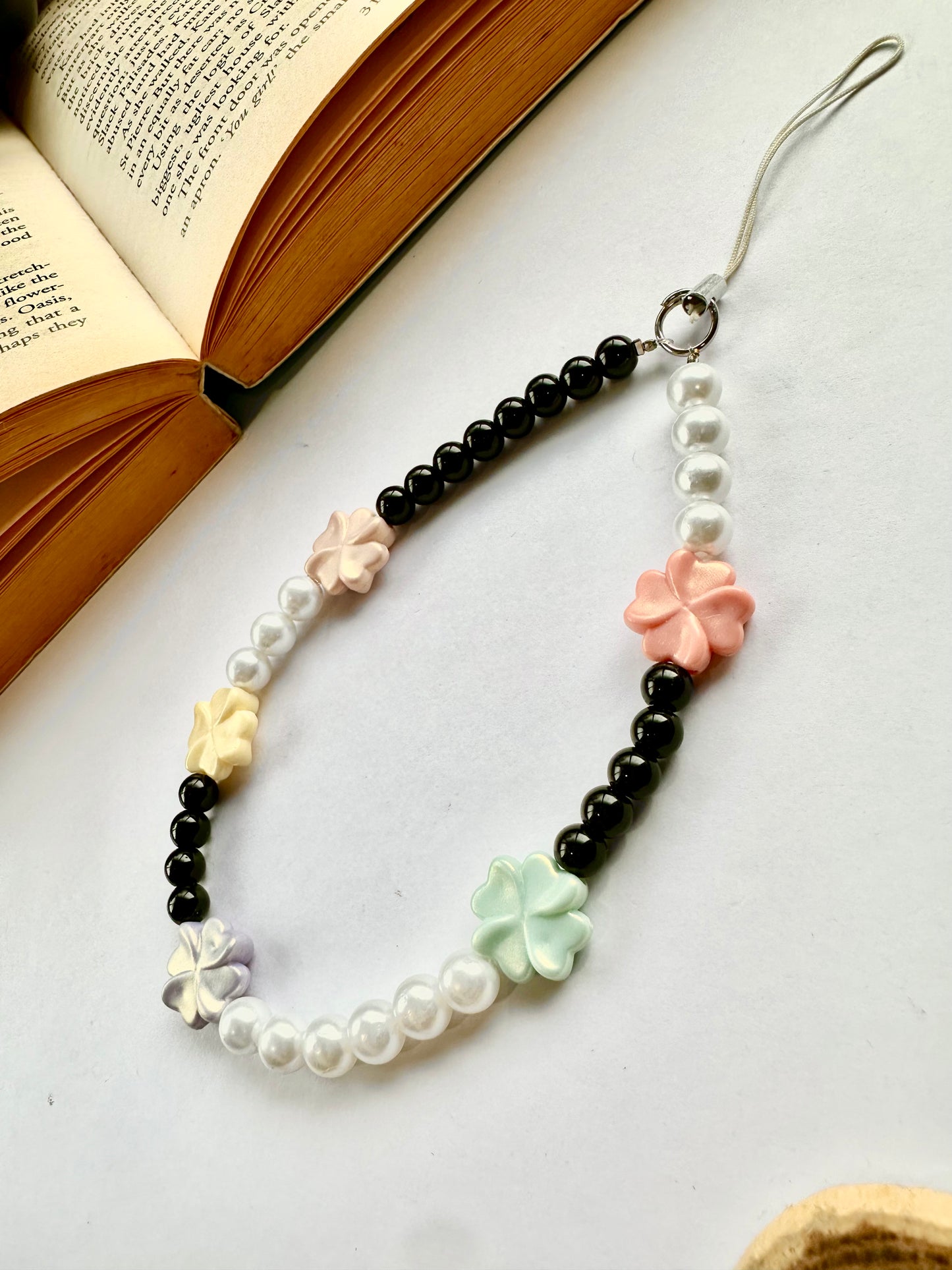 MonoColor Bloom Phone Chain Charm