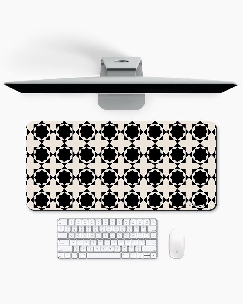 Black Pearl Grid Print Desk Mat