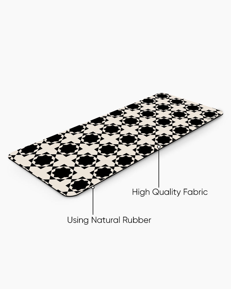 Black Pearl Grid Print Desk Mat