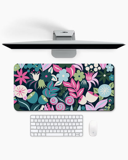 Garden Groove Print Desk Mat