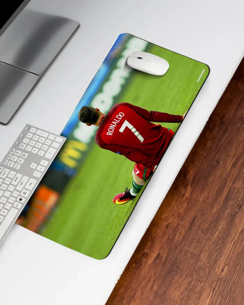 Ronaldo 7 Print Desk Mat