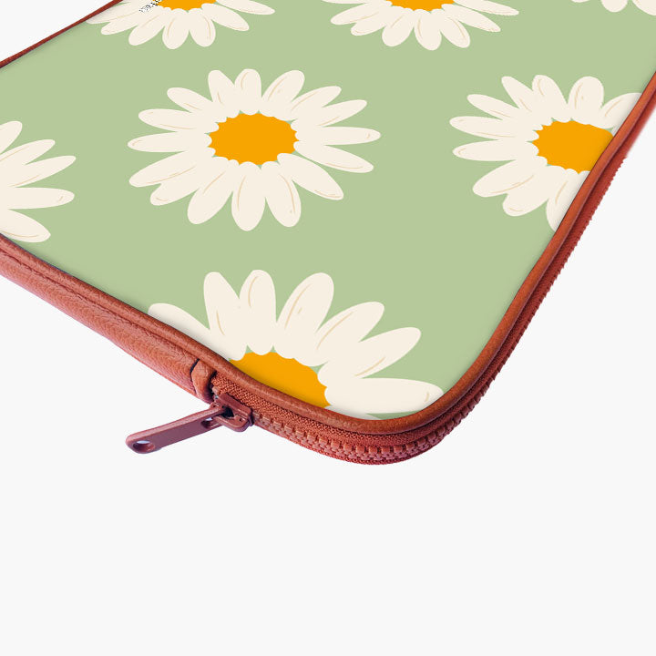 Daisy Glow Print Laptop Sleeve