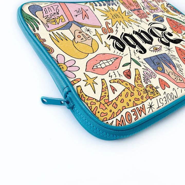 Sassy Babe Laptop Sleeve