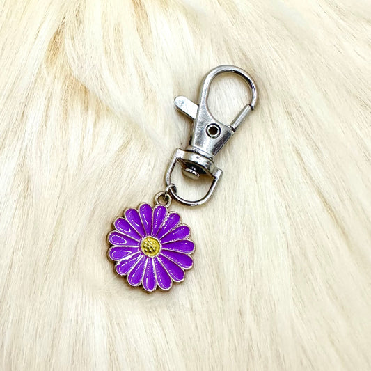 Daisy Doozy Phone Charm