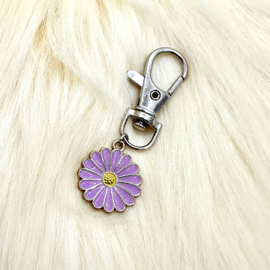 Daisy Doozy Phone Charm